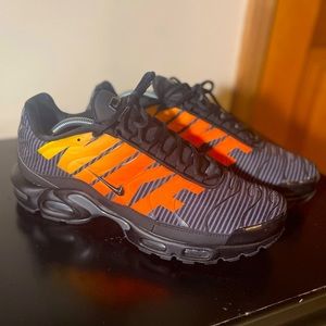 Barely worn‼️ No Box 📦